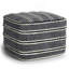 Pouf carré Corrie de 18 po de large en polyester PET tissé bleu marine et blanc
