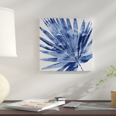 «Indigo Palm Close up IV» par Melonie Miller - Impression sur toile tendue sur châssis