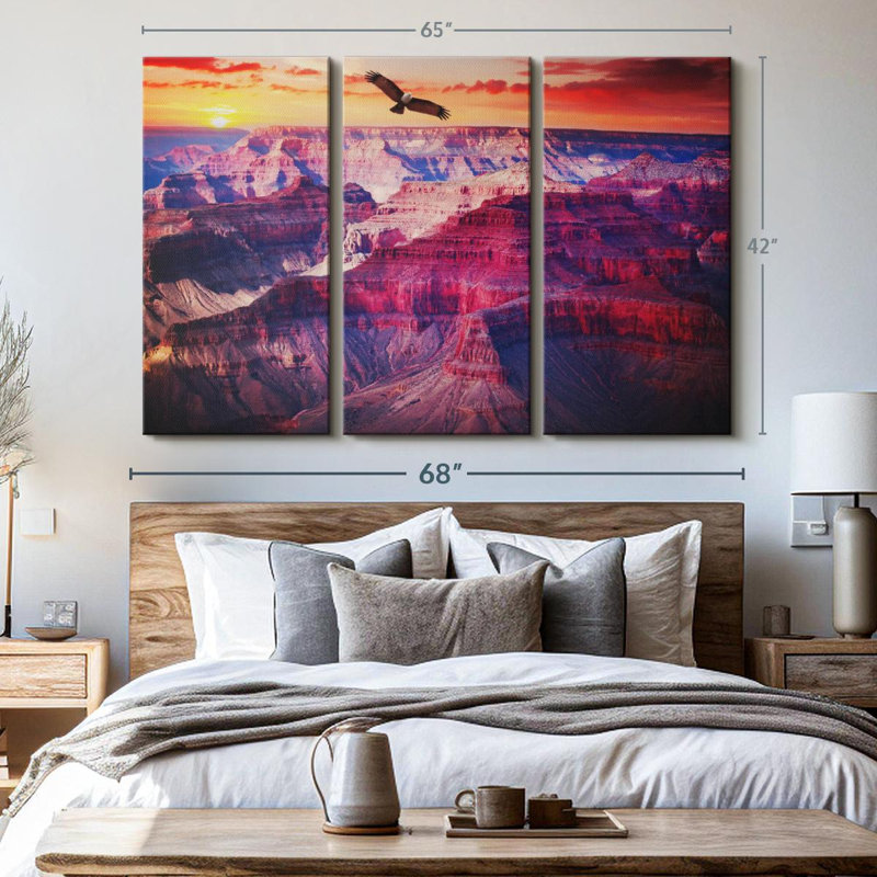 «Eagle Over Grand Canyon» sur toile, H 42 po x l 65 po x P 1,25 po