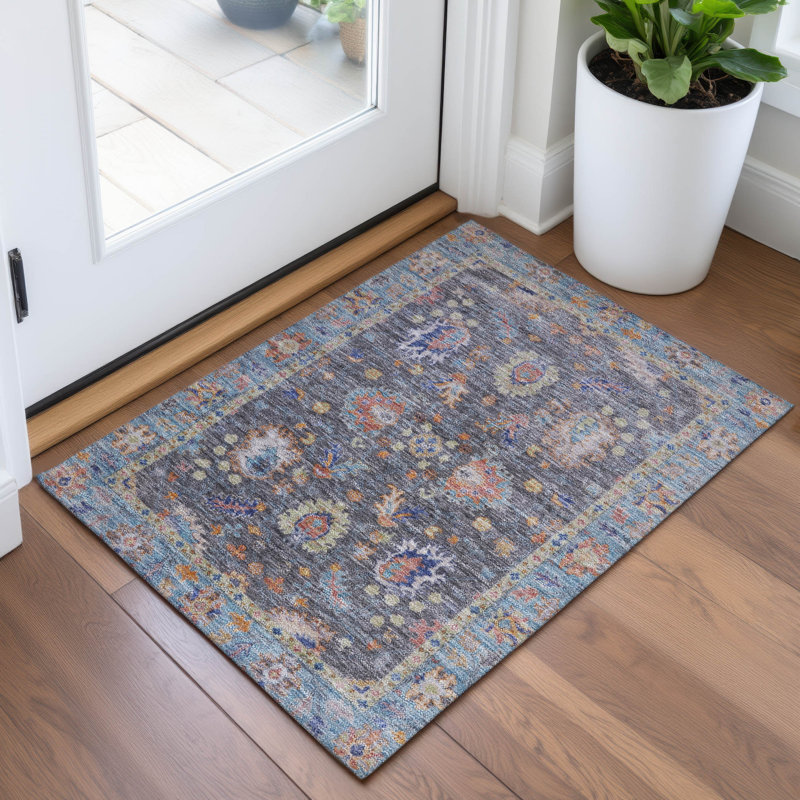 Tapis intérieur / extérieur gris lavable à la machine Xhevrie, Rectangle 1'8" x 2'6"