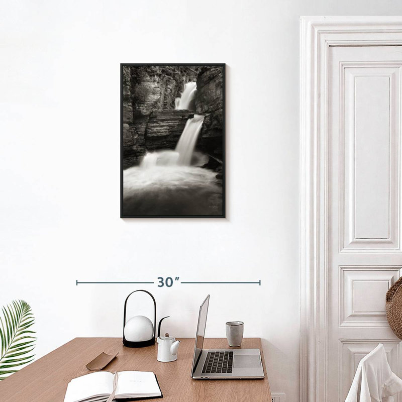 Saint Mary's Falls, Cadre flottant noir, 17 po x 25 po