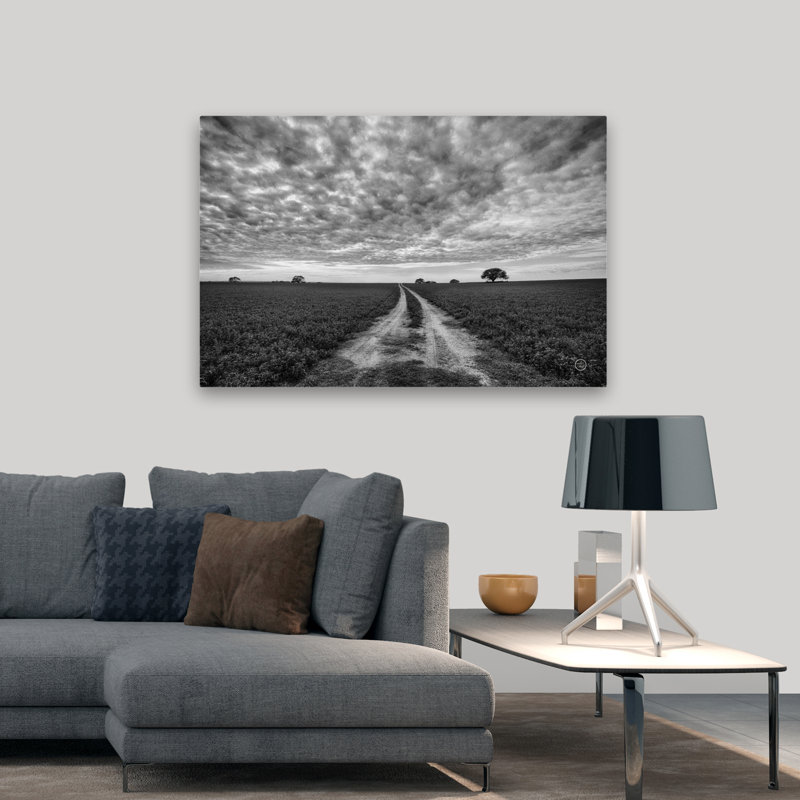 Contemporary Farm Road, H 48 po x l 32 po