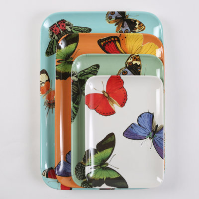 Ensemble de plateaux en métamorphose
