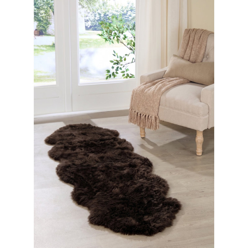 Novelty 240 cm x 60 cm Sheepskin Shag, Brown
