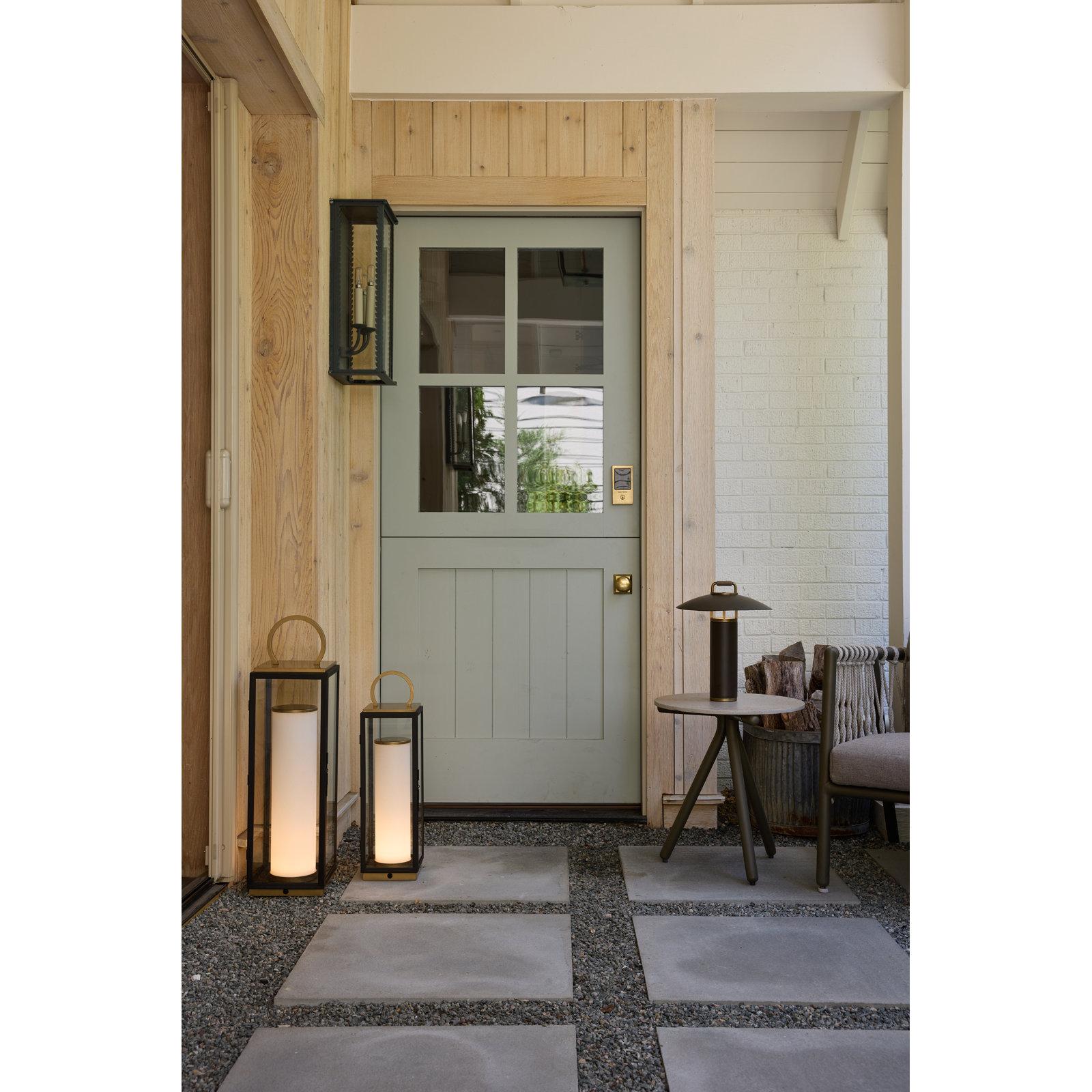 Troy Lighting Outdoor Light, Verdigris, 21.25" H x 9.5" W x 7" D