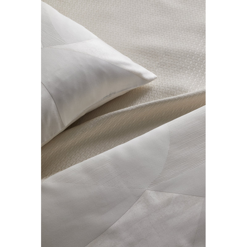 Clio Throw Blanket, Pearl