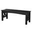 Banc de terrasse extérieur de 113 cm (44,5 pouces) en plastique noir, avec assise incurvée et confort optimal même sur un terrain irrégulier. Supporte jusqu'à 272 kg (600 lb). Piètement croisé.