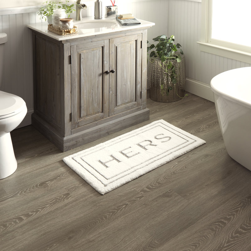 Ghobad Hers Bordered Polyester Machine Washable Bath Rug, Flint, 17" W x 24" L