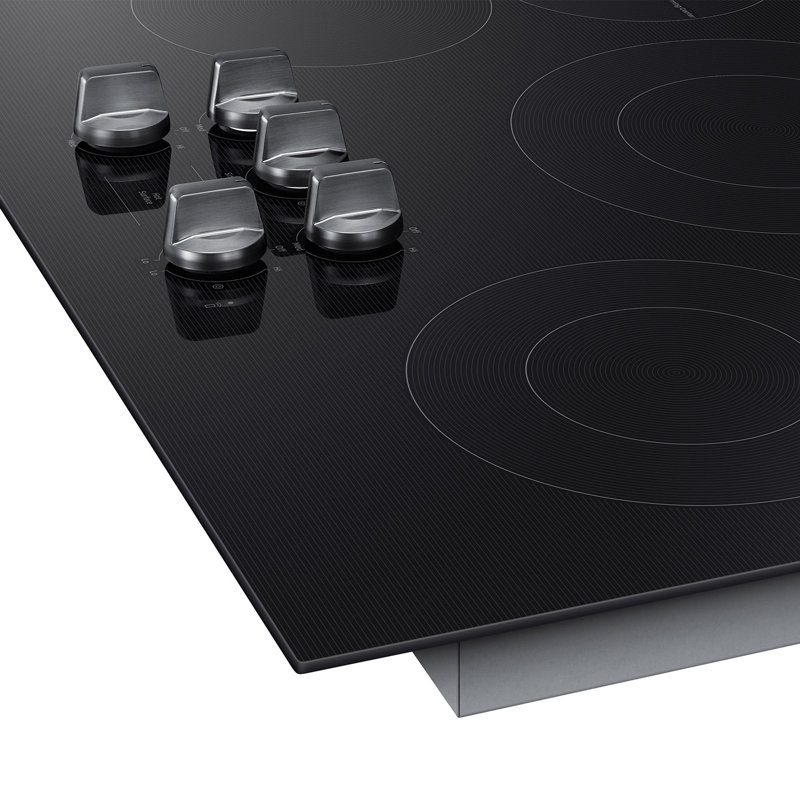 Samsung 30" Electric ENERGY STAR Certified Cooktop with Illuminated Knobs and Wi-Fi