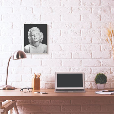 «Marilyn Monroe Black and White Portrait Illustration» par Penny Lane, reproduction de photo