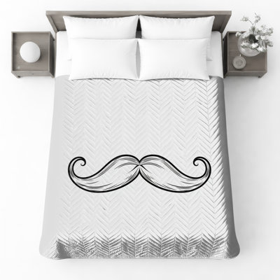 Couvre-lit matelassé courbé et moustache noire toutes tailles