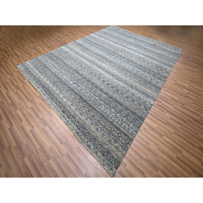 Tapis de 9 pi 1 po x 12 pi 1 po gris, motif Kohinoor Herat, petit motif géométrique à losanges répétitifs, laine pure, noué à la main, ton sur ton, sans bordure, doux au toucher, tapis oriental