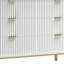Commode 6 tiroirs 56 pouces Beth, panneaux ondulés, bois d'acajou blanc, doré