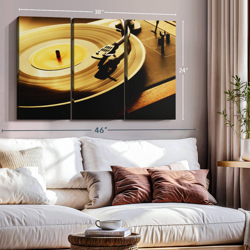 «Spinning Vinyle», 3 pièces sur toile, H 28 po x l 45 po x P 1,25 po