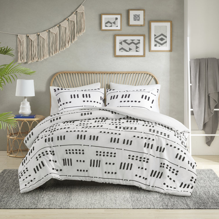 Freitag Black/White Clip Jacquard Comforter Set