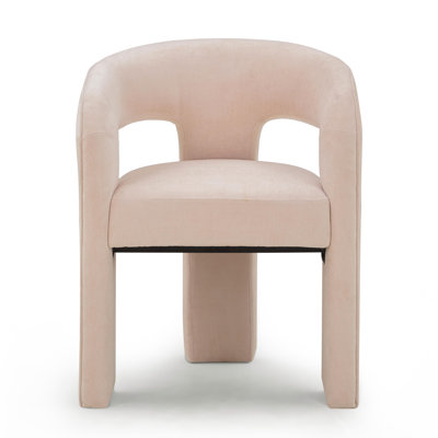 Chaise Malone