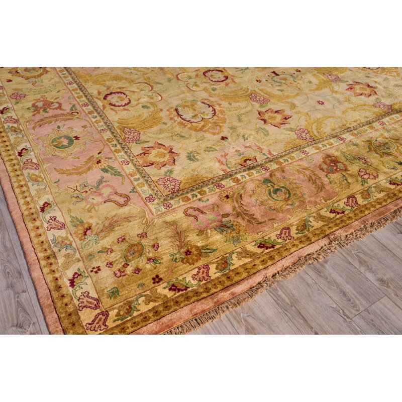 Polonaise hand-knotted New Zealand Wool Beige/Peach Area Rug, 15'X20'