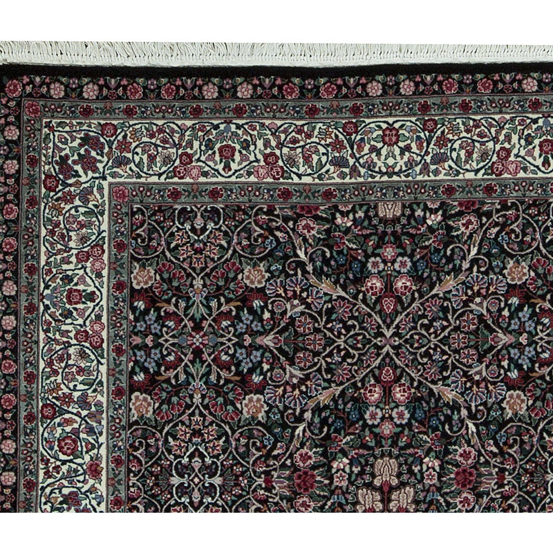 Tapis noir de haute qualité noué à la main