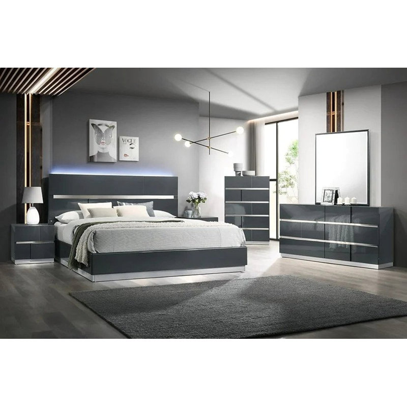 Grande chambre 4 pièces avec tête de lit à DEL Biarritz