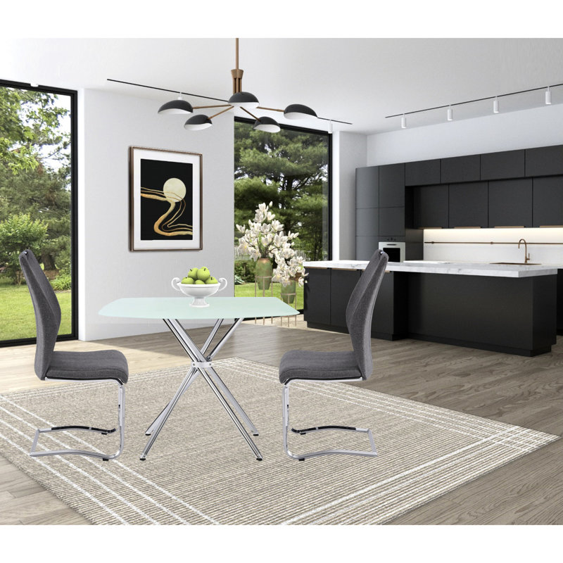 Table carrée de 36 po en verre trempé givré, idéale pour les espaces de salle à manger, avec pieds et disques modernes
