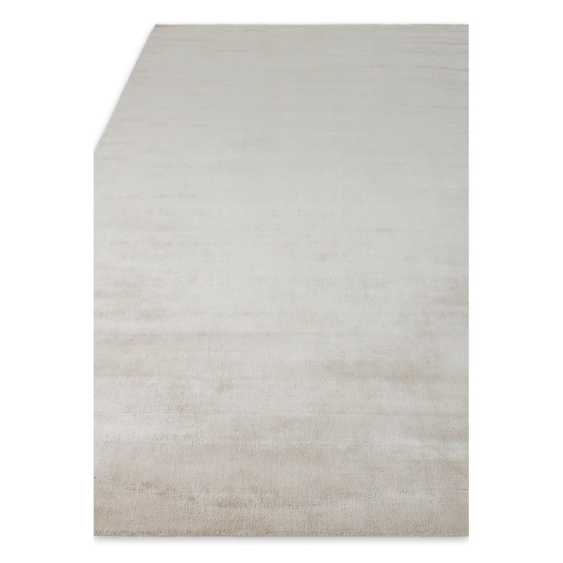 Silk handloomed Silk Silver Area Rug