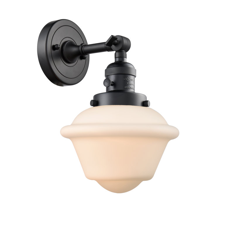 Applique murale à bras 1 lumière Agosto, Boîtier blanc mat, Ampoule DEL rétro de 3,5 watts, Noir mat