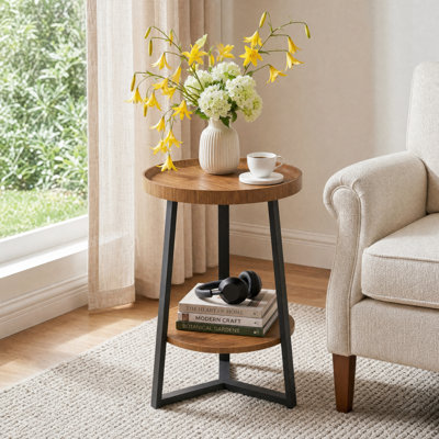 Table de bout ronde à 2 niveaux avec tablette de rangement, table de chevet pour petite maison de campagne, plateau de table en grain de bois et structure en métal noir, table d'appoint décorative pour petit salon, brun