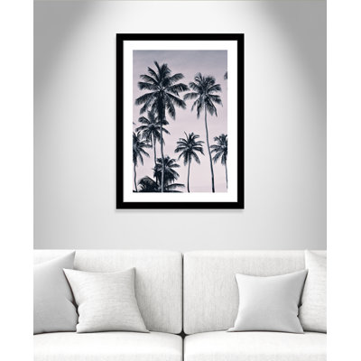 «Nyquasia Surfers Beach Palm», reproduction de photo encadrée