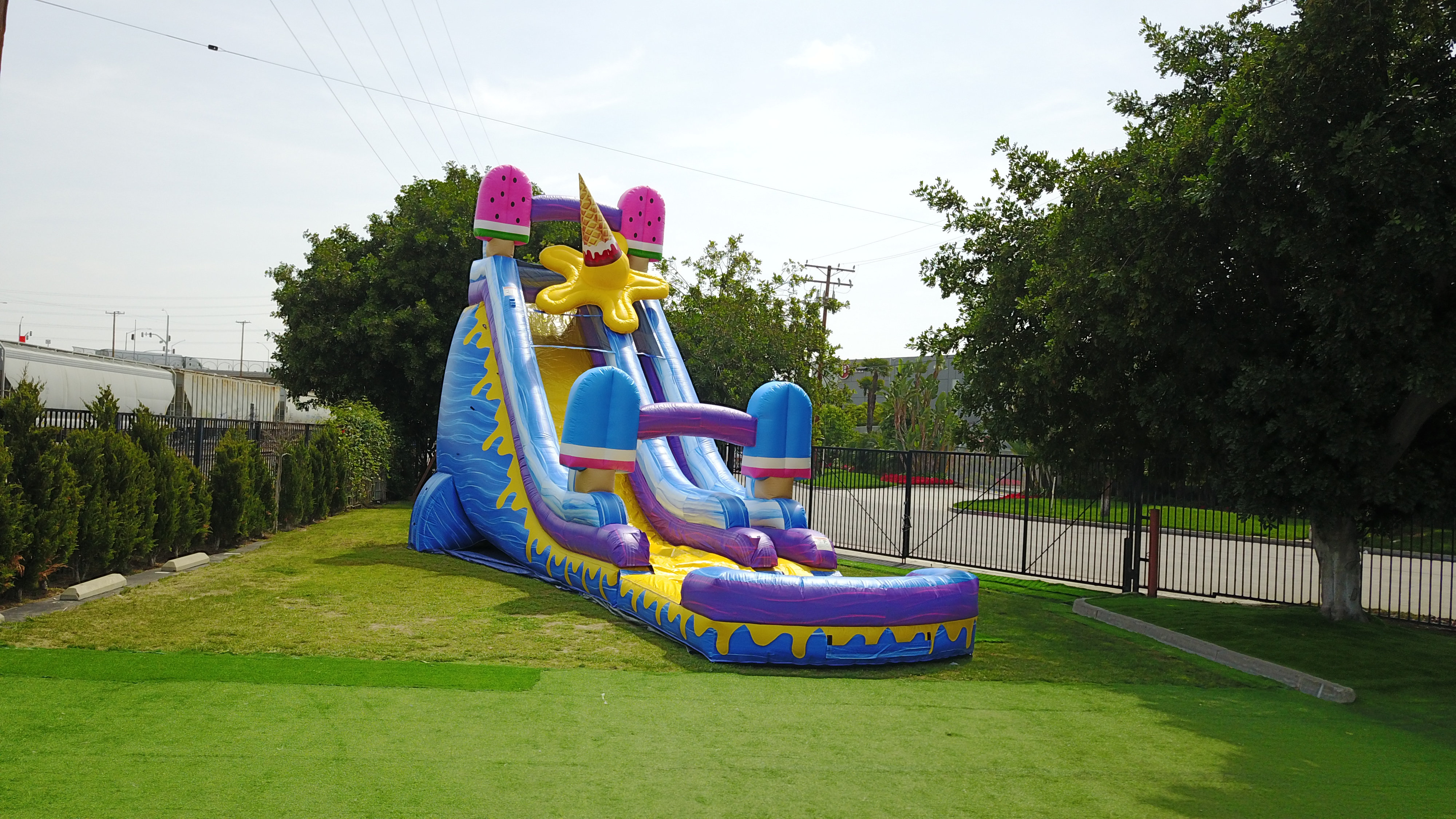 JumpOrange 24 FT Ice Pops Water Slide with Attached Deep Pool (with ...