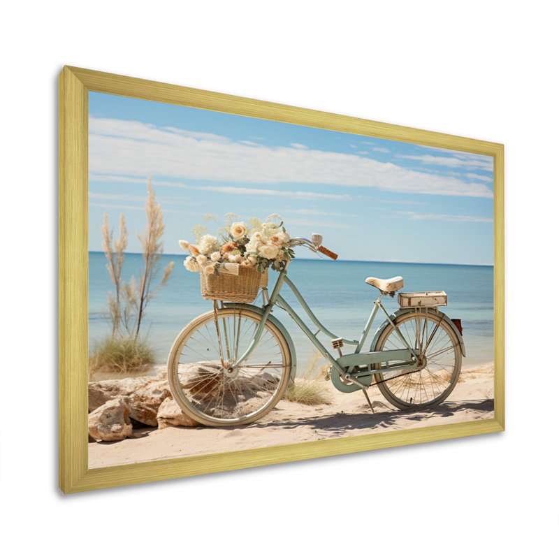 Vélo à pédales tranquilles près de la plage - impression, Encadrement doré, H 34 po x l 44 po x P 1,5 po