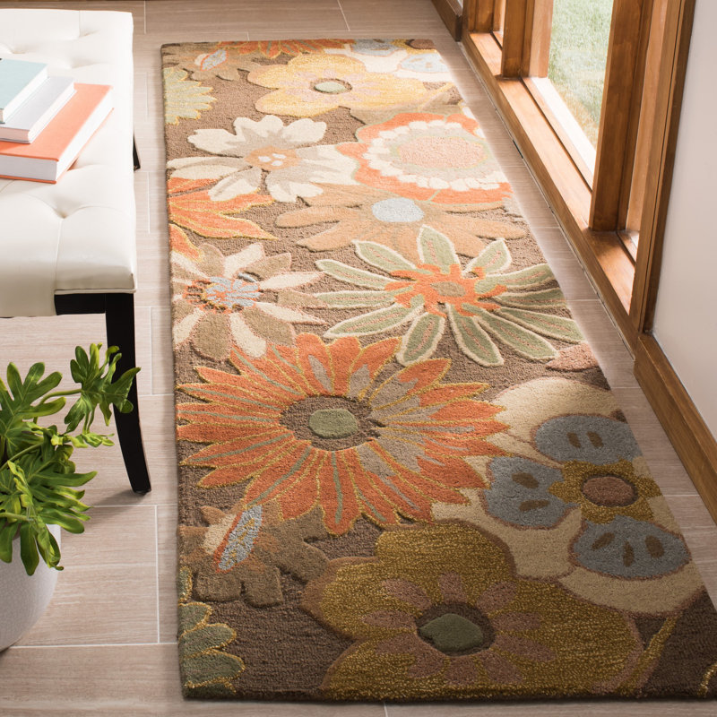 Tapis floral en laine et viscose touffeté à la main Soho, Tapis de couloir 2 pi 6 po x 8 pi