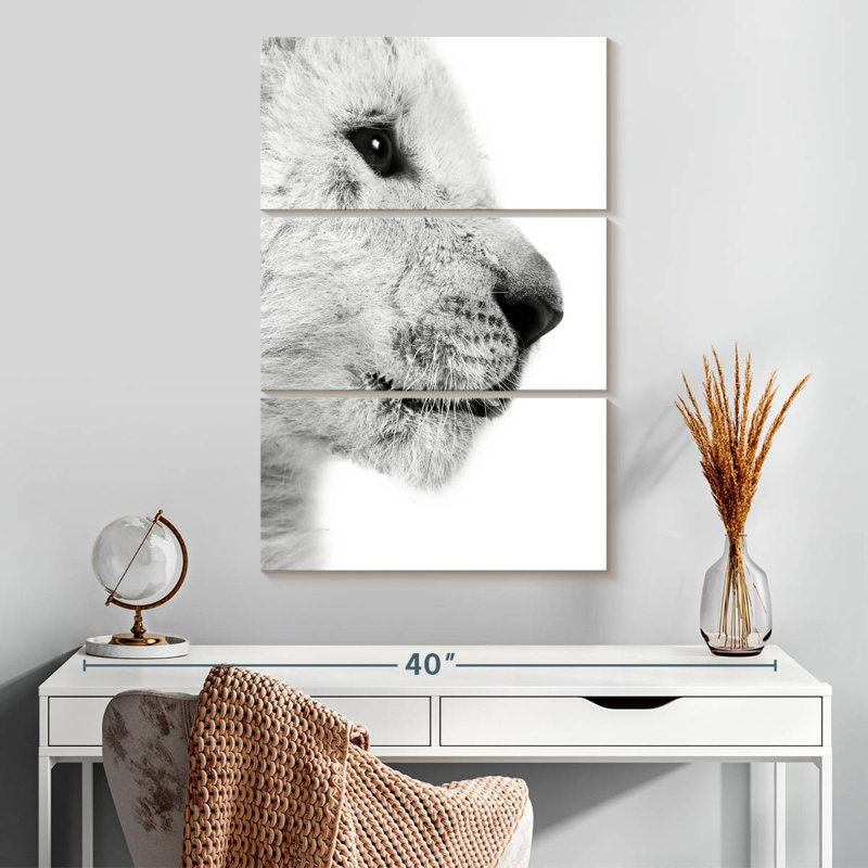 Brampt Lion Cub Profile, 32" H x 20" W