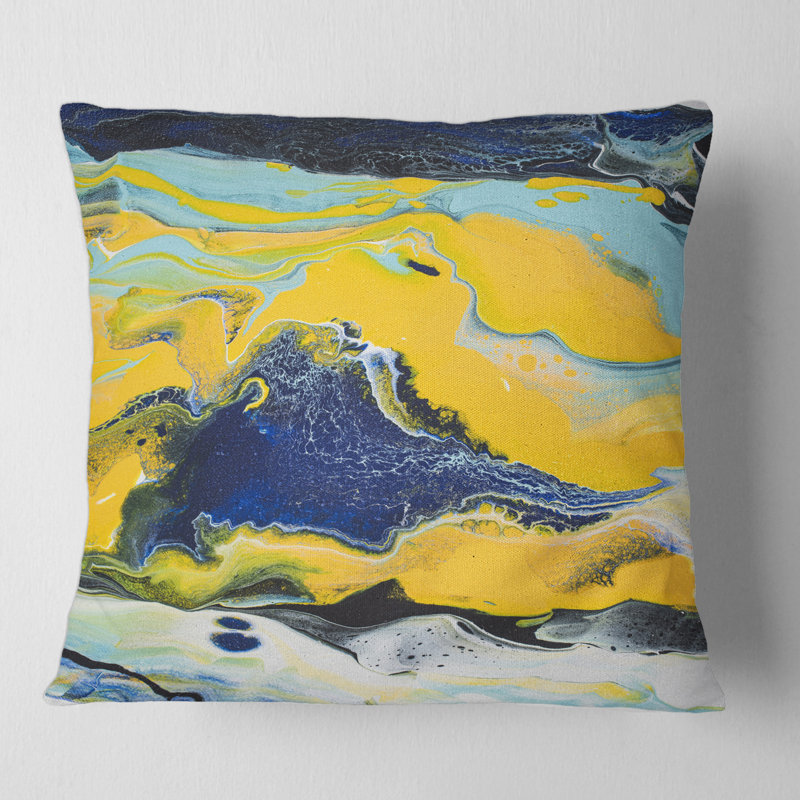 Composition abstraite de marbre jaune et bleu I - coussin imprimé moderne, 16" x 16"