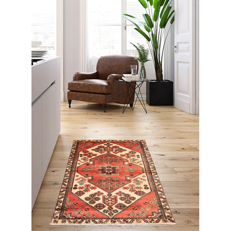 Tapis rouge Andelz 3 pi 3 po x 4 pi 11 po