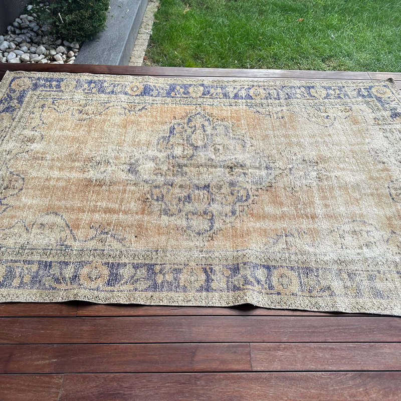 Tapis turc rétro en laine brun - parfait pour une utilisation en salon de taille 5 x 8