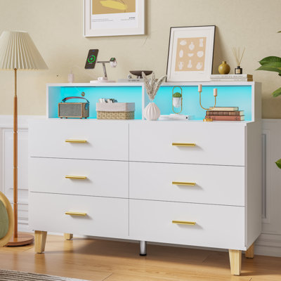 Cithlaly 6 - Drawer Dresser by Wrought Studio