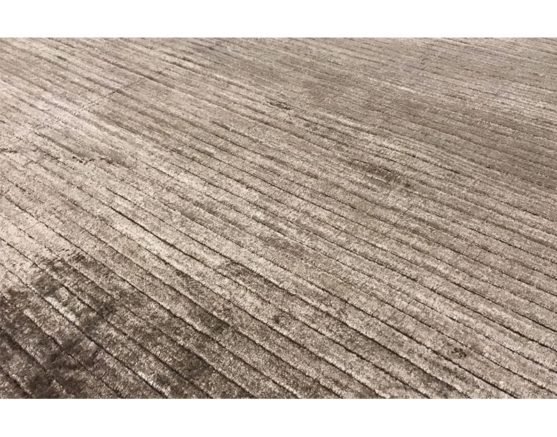 Hand-Knotted High-Quality Brown Area Rug