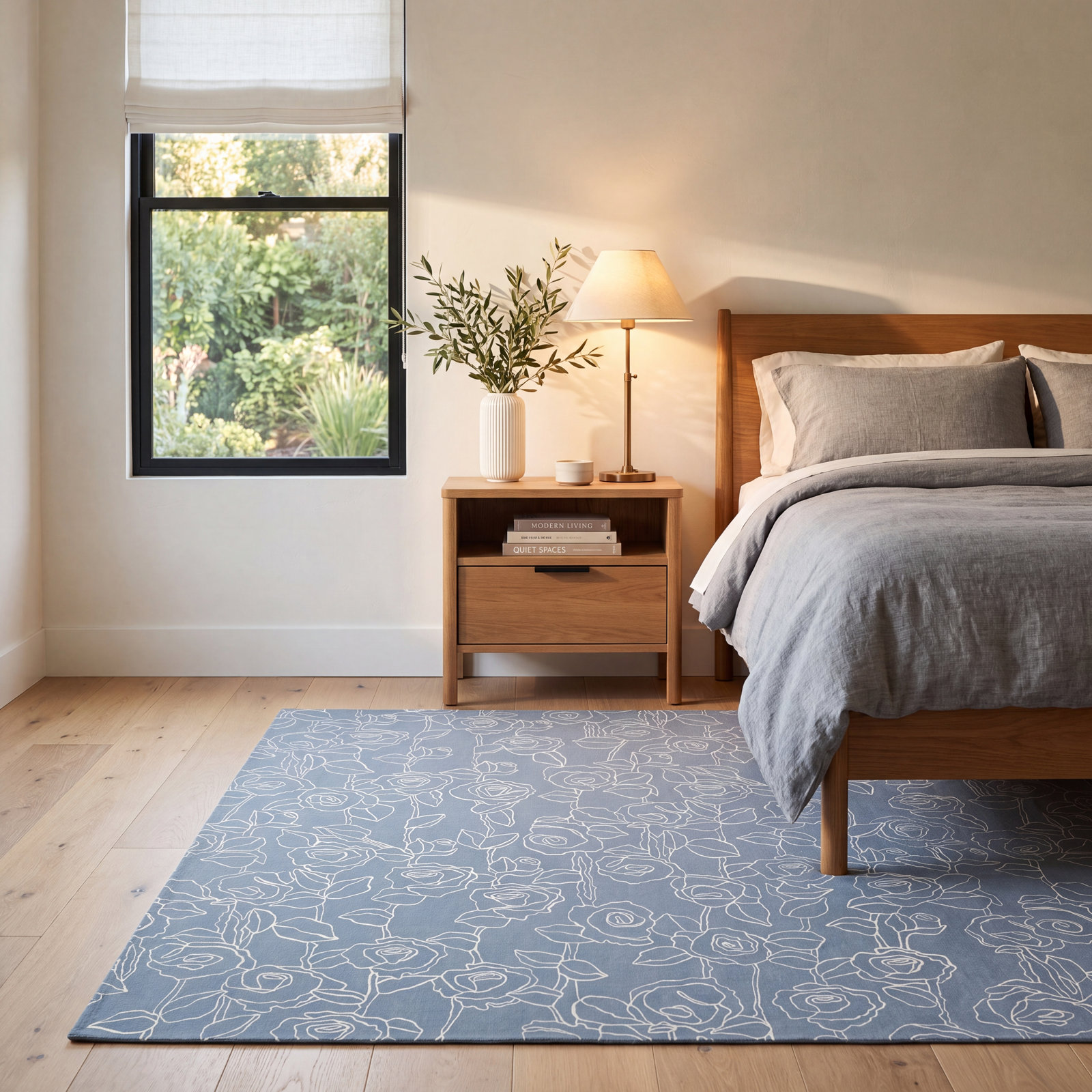 Everett Mid-Century Floral Wallpaper, Blue
