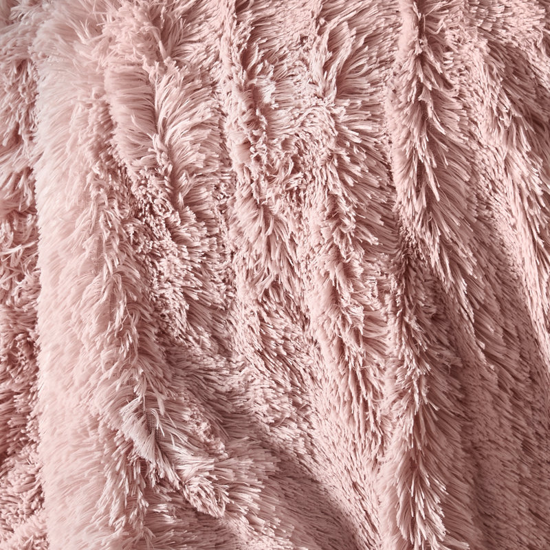 Cuddly Faux Fur 150x200cm Throw, Blush