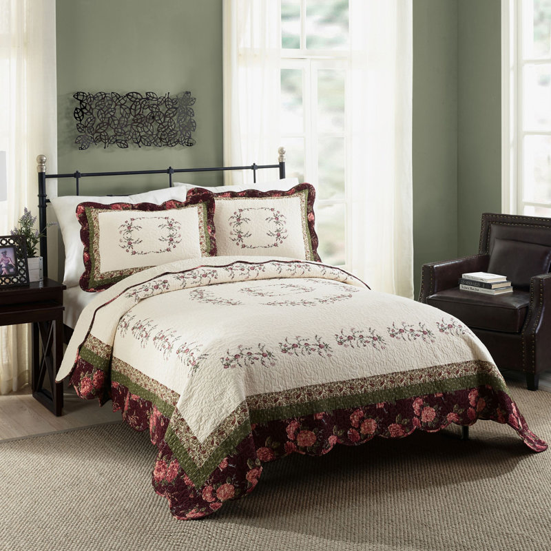 Brooke Floral Embroidered Scalloped Quilt Set, Full/Queen Quilt + 2 Shams
