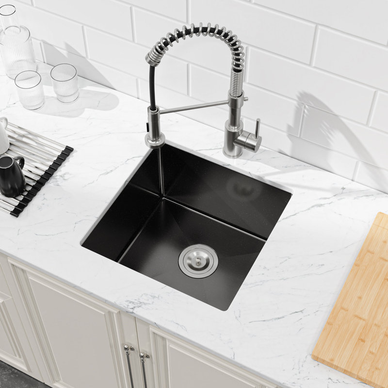 Évier de cuisine encastré en acier inoxydable 18 "x 18" avec drain et crépine, Black