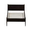 Lit simple moderne de style Mid-Century noir avec plateforme, ensemble de lattes, pieds fuselés ronds et aucun sommier requis pour la chambre à coucher