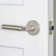 Viaggio Circolo Hammered Rosette Passage With Contempo Smooth Lever In Satin Nickel