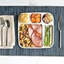 Ensemble de 2 plateaux repas divisés en polypropylène blanc allant au micro-ondes