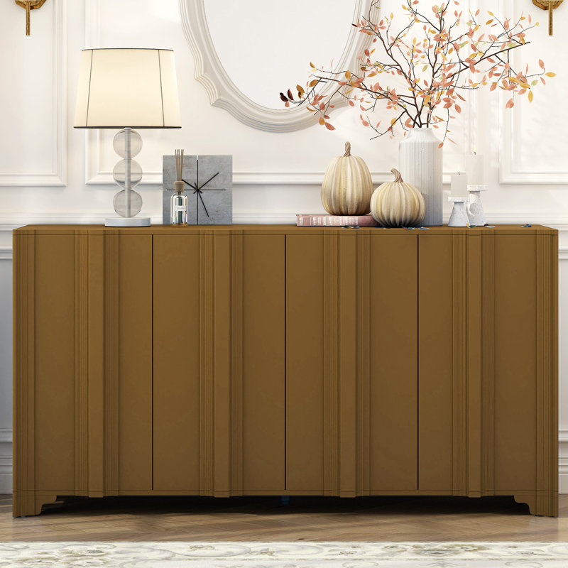 Buffet 4 portes Artisano avec détails linéaires complexes et placage de pin de qualité supérieure, Brun