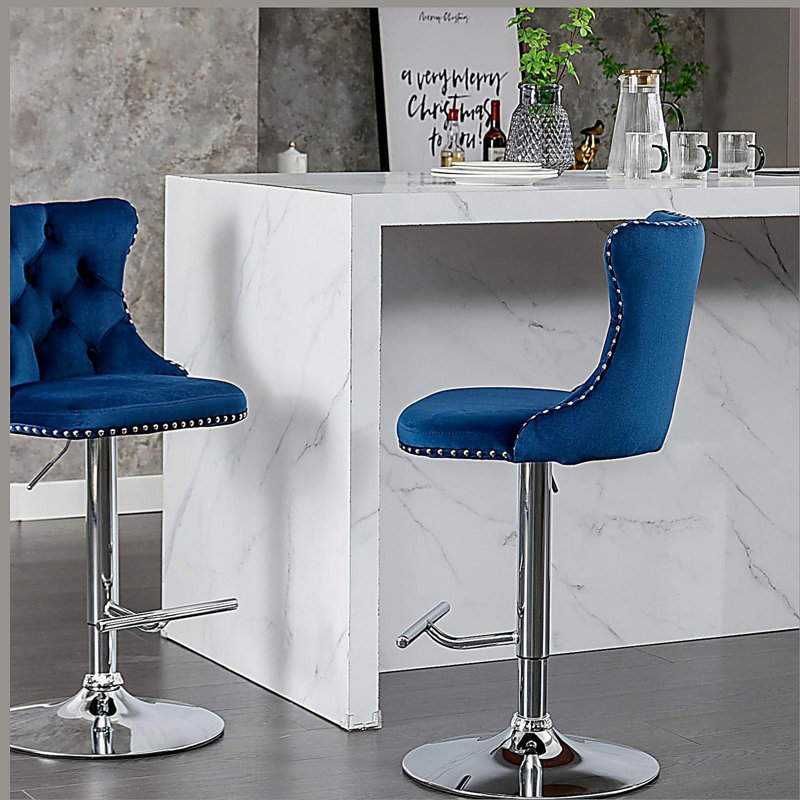 Tabourets de bar pivotants en velours à hauteur de siège réglable, tabourets de bar rembourrés modernes à base chromée avec dossier capitonné confortable, ensemble de 2