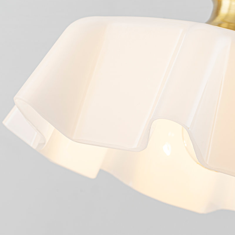 Luminaire suspendu 3 lumières pour îlot de cuisine, abat-jour en verre pétale blanc fabriqué à la main avec finition laiton brossé, luminaire de salle à manger réglable
