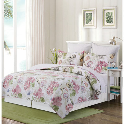 Vilano Bay Pink/Green Cotton Reversible Quilt Set
