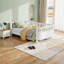 Adorable lit plateforme simple en bois pour enfants - Design sécuritaire à profil bas avec garde-corps, blanc-129234354