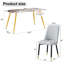 Ensemble de table et de chaises. Table de salle à manger moderne minimaliste.  Bureau imitation marbre à motif de pierres frittées avec pieds en métal doré et 4 chaises confortables avec sièges en polyuréthane et pieds en métal.-855199628-855199629